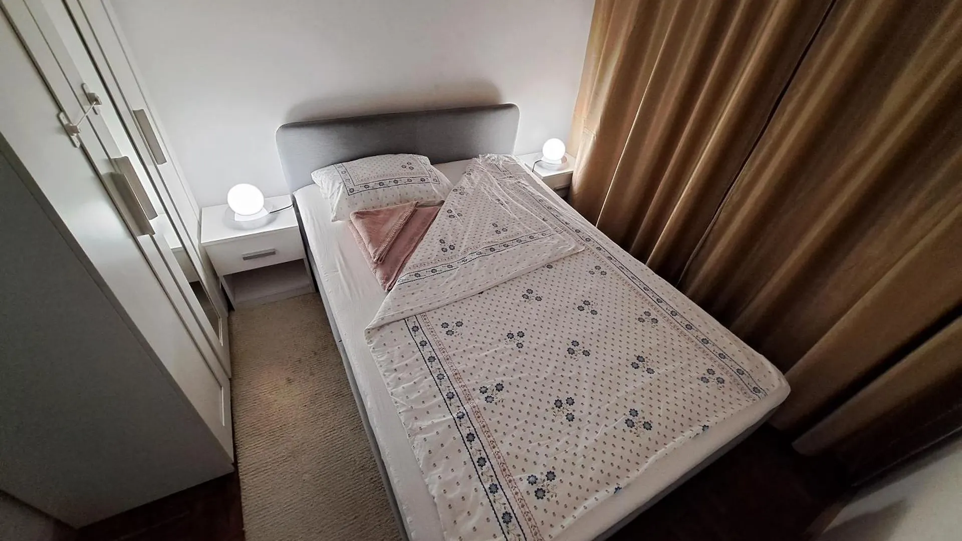 Amytis Flat Old City Bucharest Apartment Romania